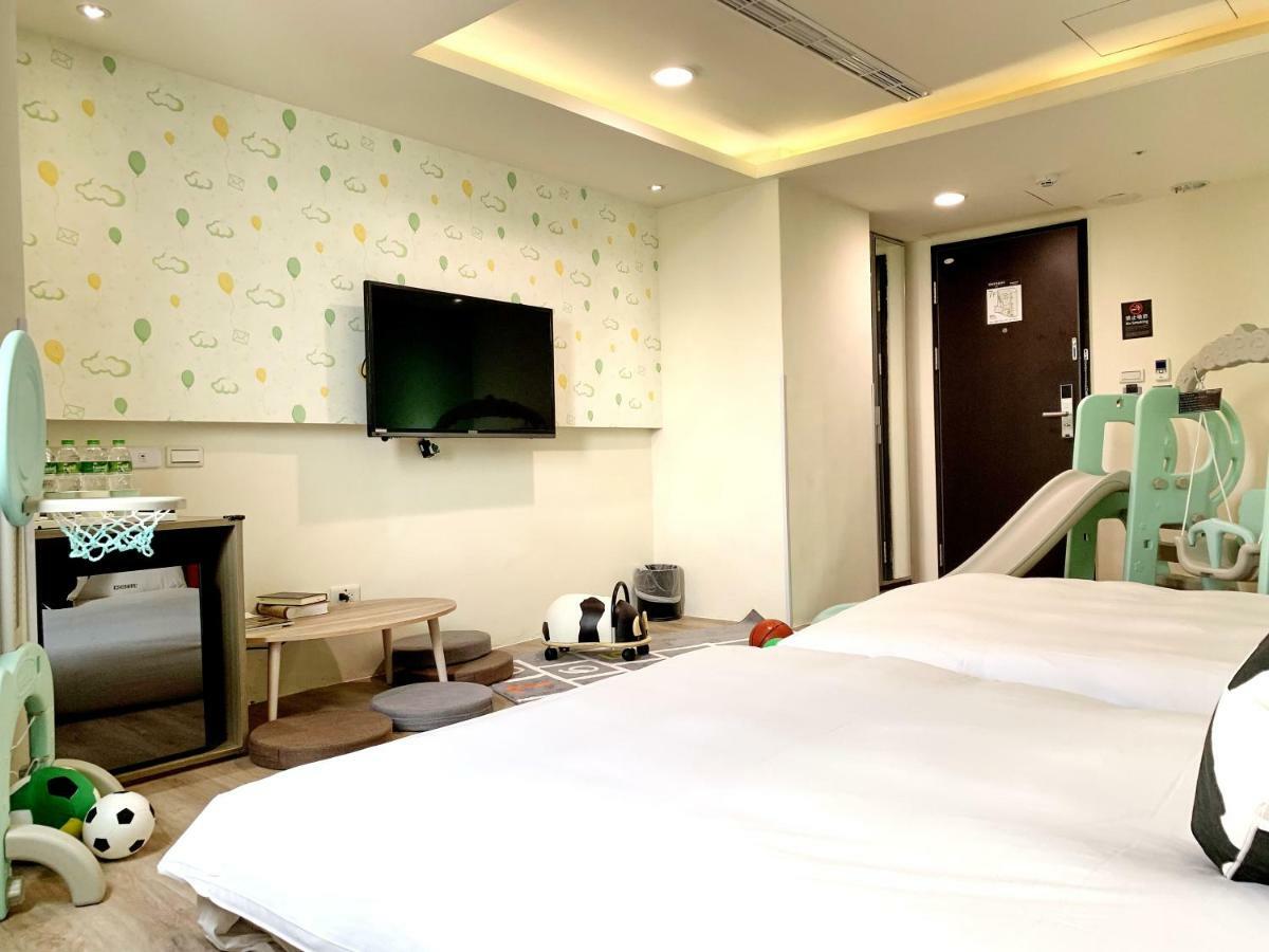 De Reve Express Hotel Chiayi Exterior foto